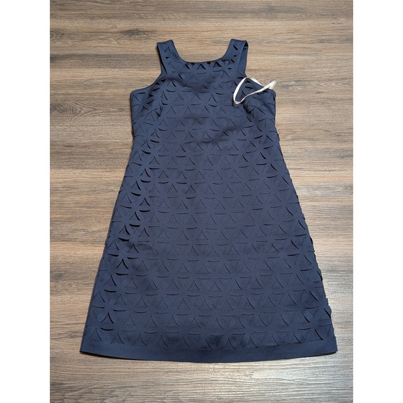 Lilly Pulitzer Dresses & Skirts - Lilly Pulitzer Navy Blue Laser Cut Geometric Mango Shift Dress XS Gold Zip